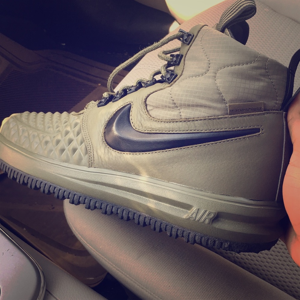 Nike Air Force 1